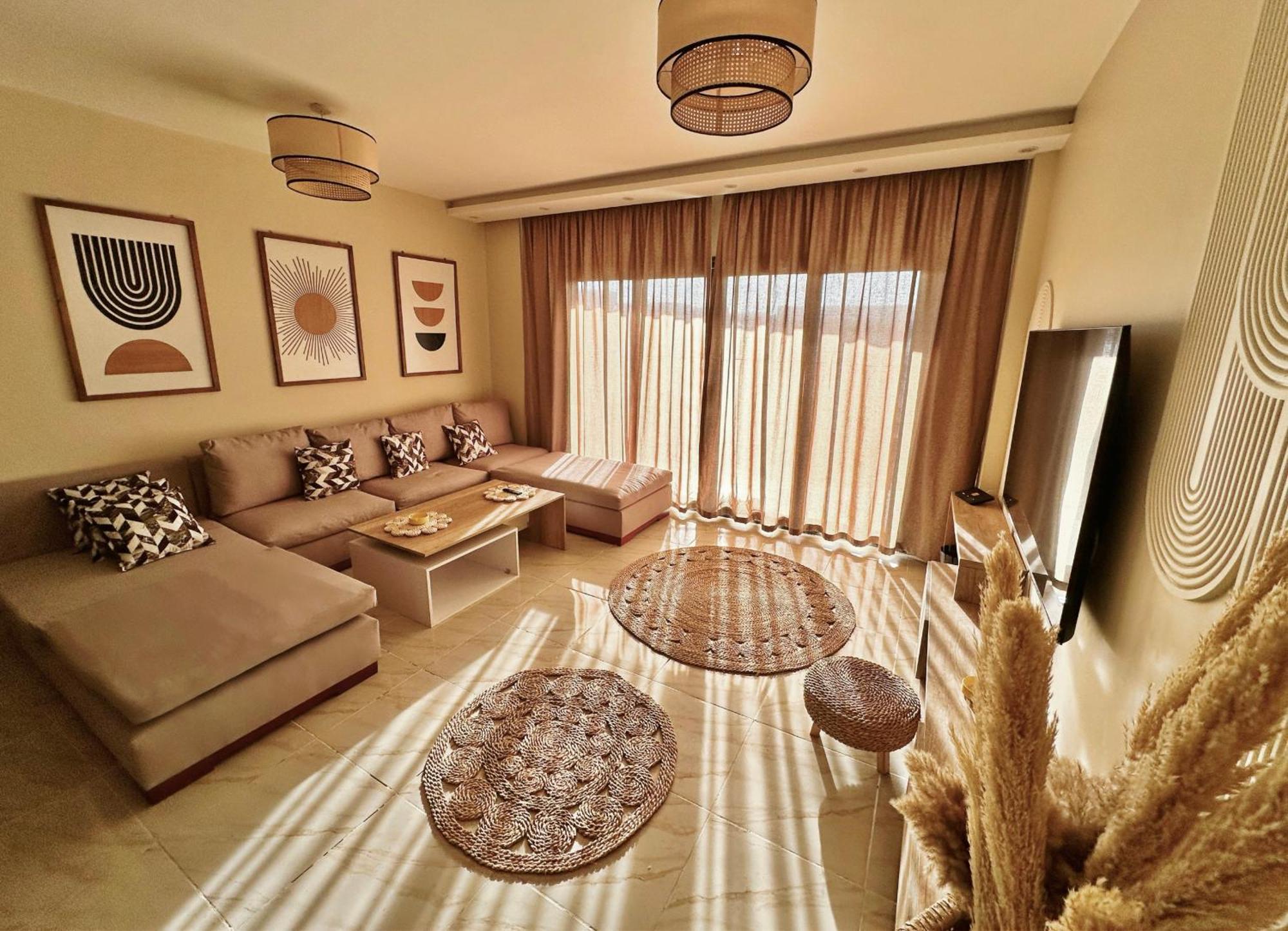 Madinaty B15 Luxury 5 * Cairo